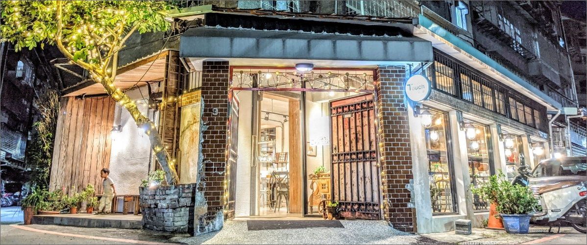 FrontDoorImg